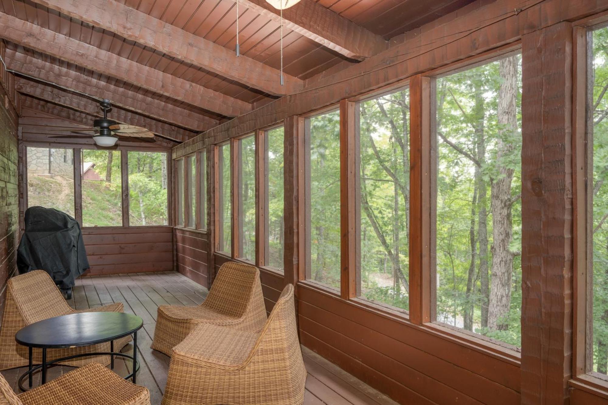 Dudley I By Avantstay Cosy Cabin W Hot Tub Incredible Views ピジョンフォージ エクステリア 写真